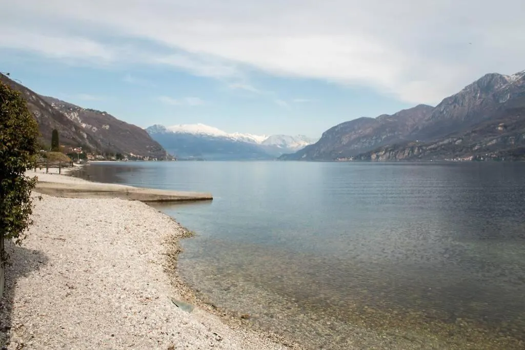 Onno Como Lakeside Cottage - Lakefront Private Garden With Private Access To The Lake 0*,  איטליה